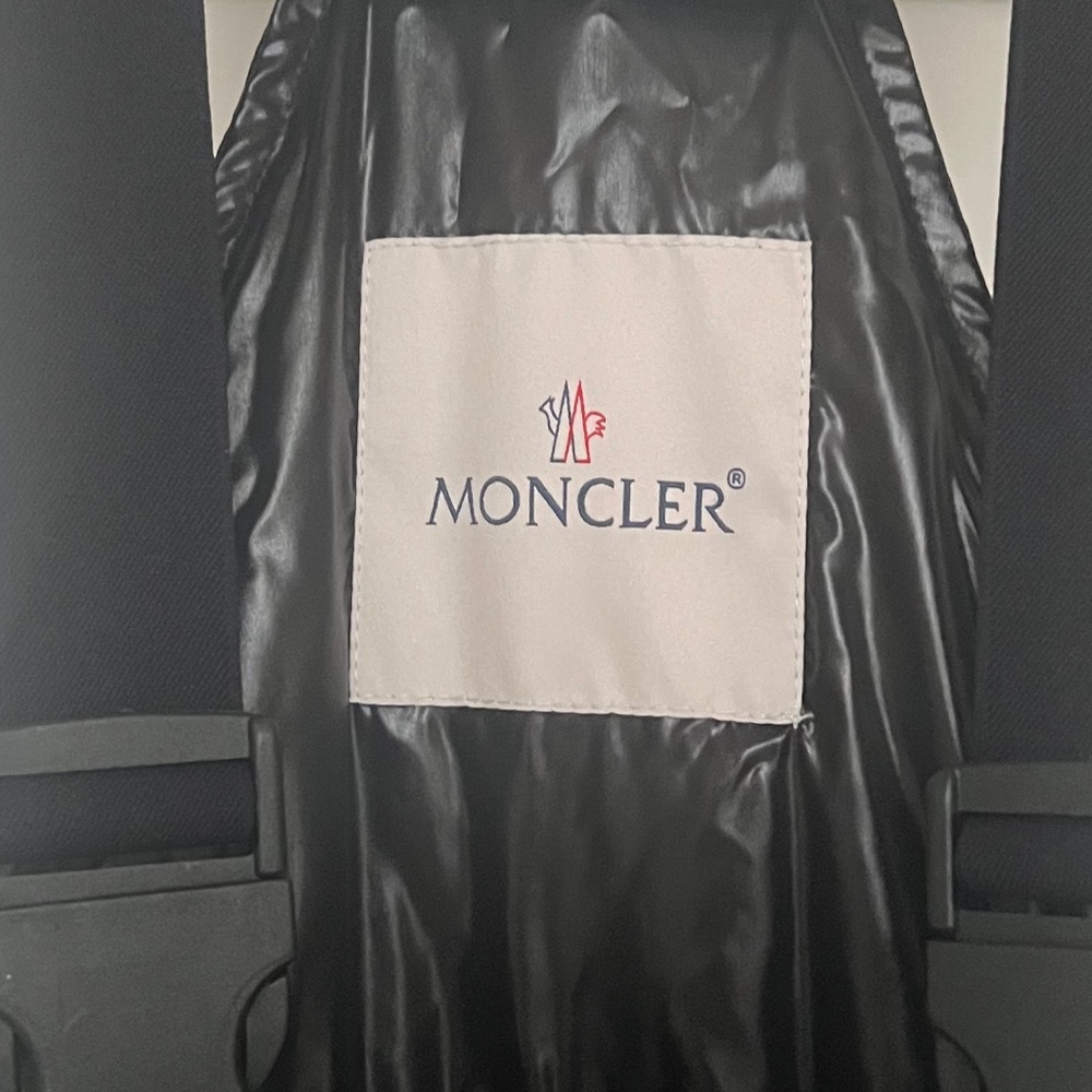 Moncler Child size 10 ski pants